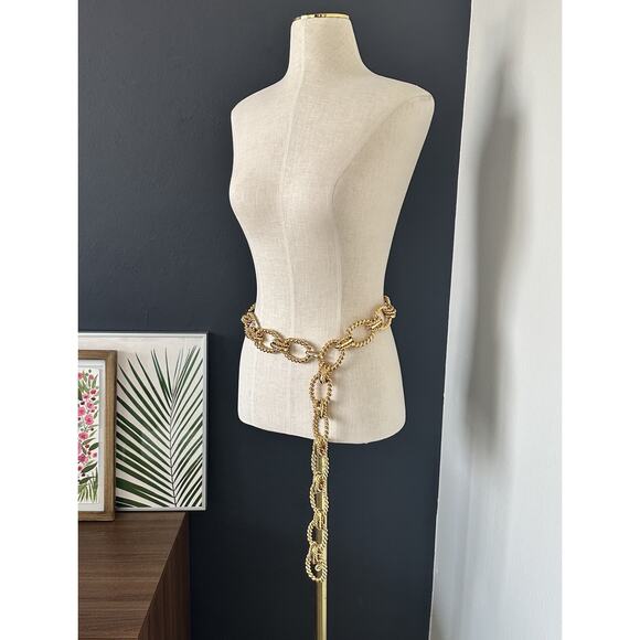 ST JOHN Custom Vintage Gold Tone Chain Belt Logo Hook RARE - Picture 3 of 12